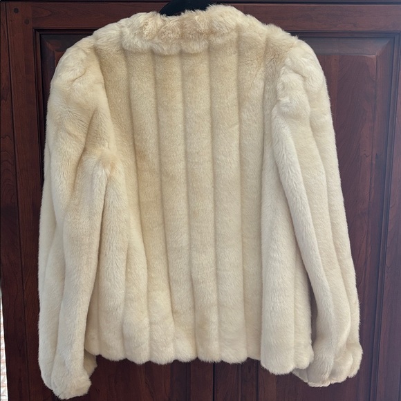 Vintage Cream Faux Fur Coat Jacket by Captivity Made in USA - Picture 2 of 15